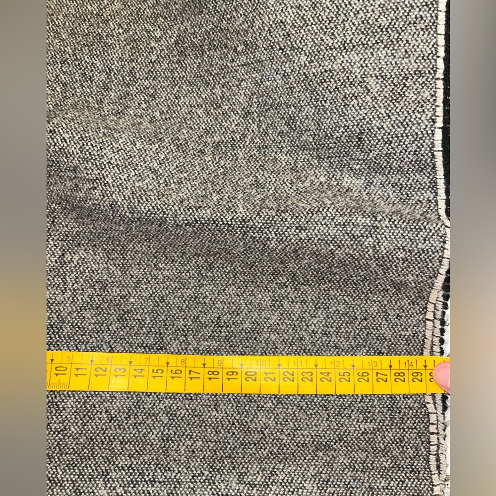 Calvin Klein Scarf nwt - Picture 12 of 15